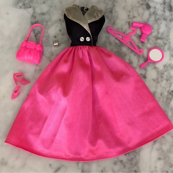 90s Neon Pink Collared black vest w/ buttons Barbie evening gown & accessories - Picture 1 of 7